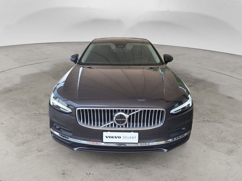 Volvo S90  B4 197+14 CV Mild Hibrid Benzina Automatica Plus Bright