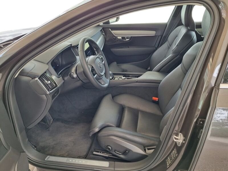 Volvo S90  B4 197+14 CV Mild Hibrid Benzina Automatica Plus Bright