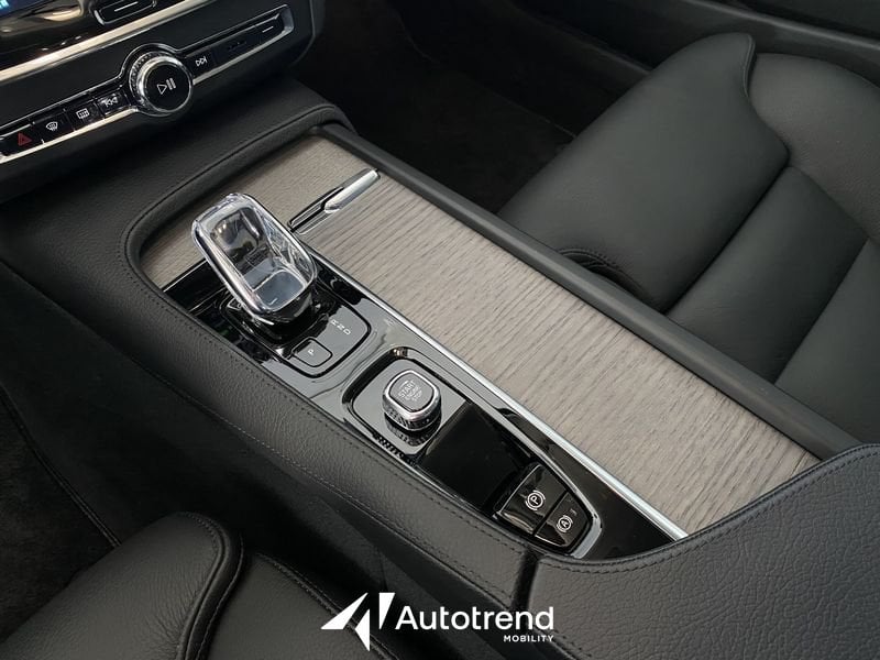 Volvo S90  B5 235+14 CV AWD Mild Hybrid Diesel Automatica Inscription