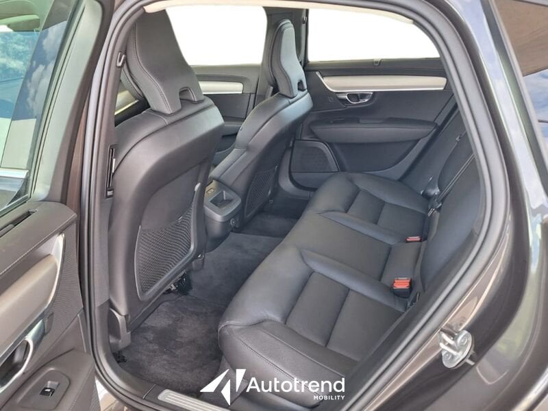 Volvo S90  B5 235+14 CV AWD Mild Hybrid Diesel Automatica Plus Bright