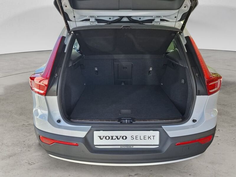 Volvo   T4 129+14 CV Recharge Plug-In Hybrid Inscription