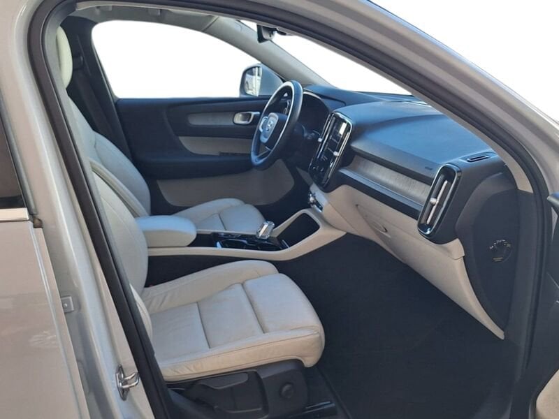 Volvo   T4 129+14 CV Recharge Plug-In Hybrid Inscription