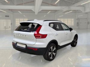 Volvo   T4 129+82 CV Plug-In Hybrid Automatica Recharge Ultimate Dark N1 Autocarro
