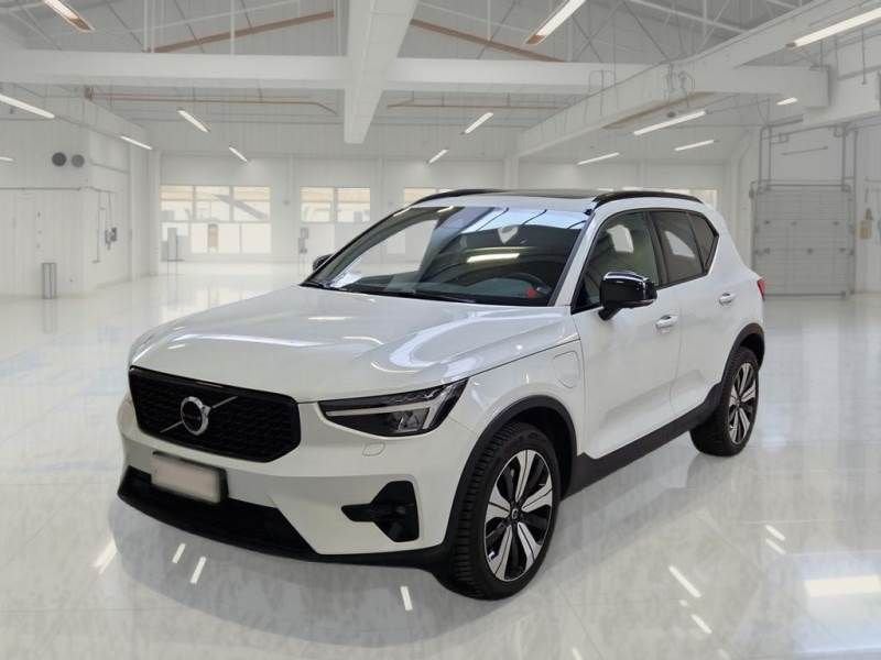Volvo   T4 129+82 CV Plug-In Hybrid Automatica Recharge Ultimate Dark N1 Autocarro