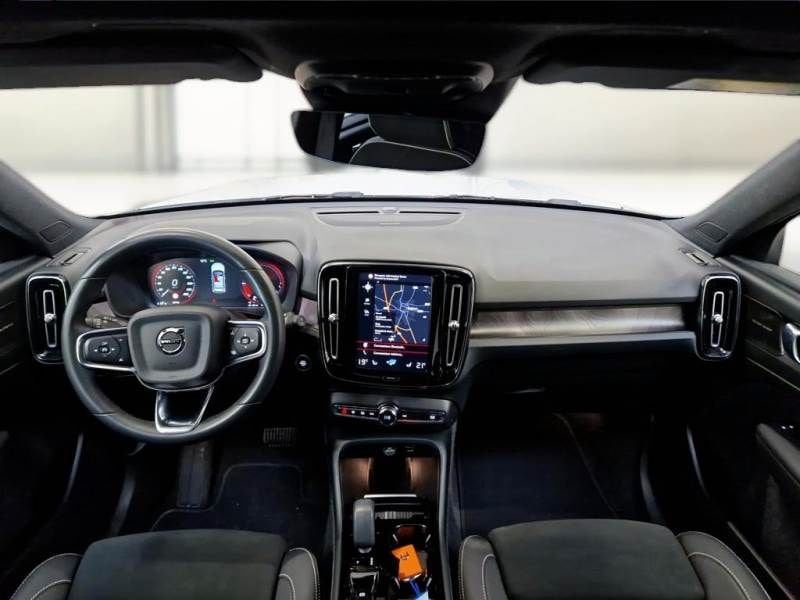 Volvo   T4 129+82 CV Plug-In Hybrid Automatica Recharge Ultimate Dark N1 Autocarro