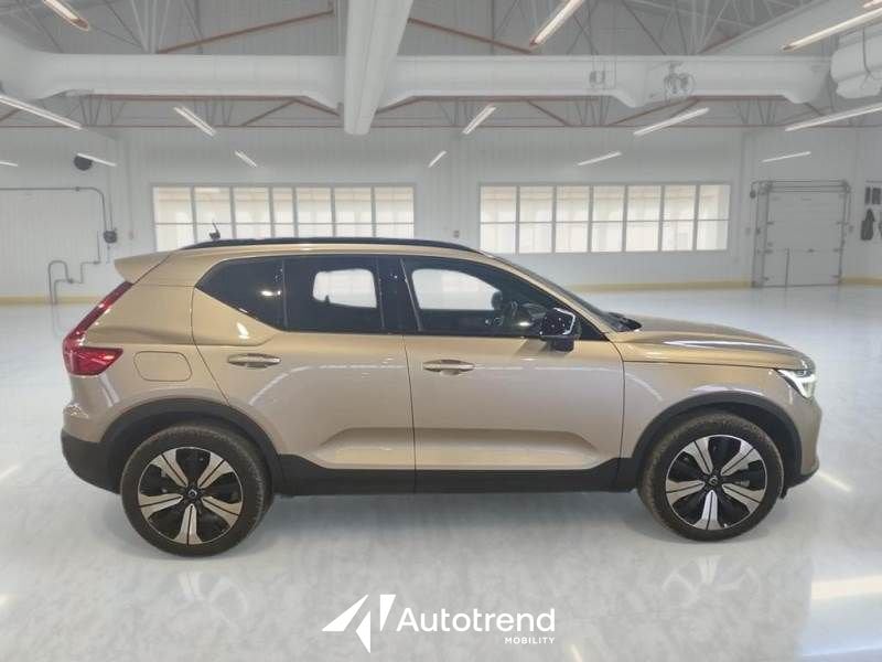 Volvo   T4 129+82 CV Plug-In Hybrid Automatica Recharge Ultimate Dark N1 Autocarro