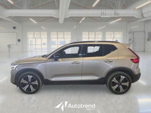 Volvo   T4 129+82 CV Plug-In Hybrid Automatica Recharge Ultimate Dark N1 Autocarro
