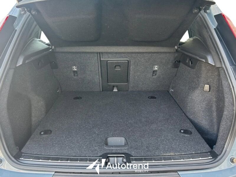 Volvo   T4 129+82 CV Recharge Plug-in Hybrid Inscription