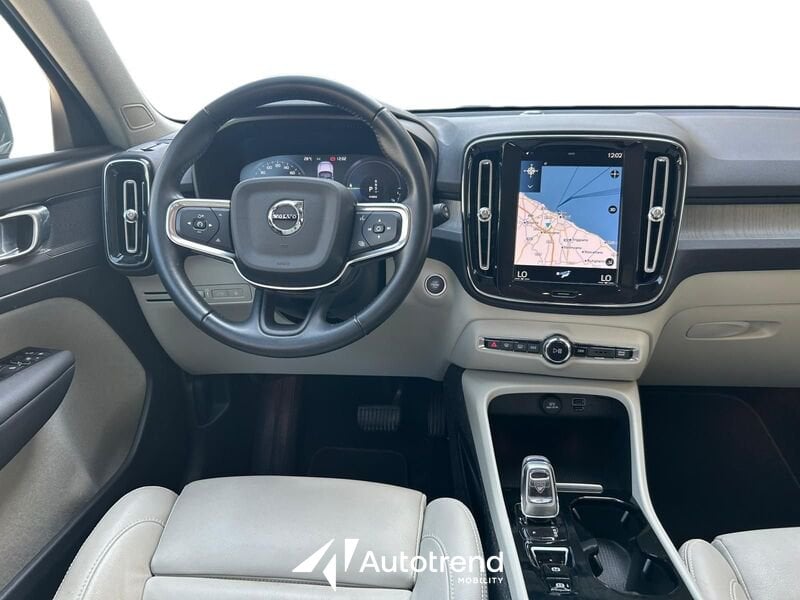 Volvo   T4 129+82 CV Recharge Plug-in Hybrid Inscription
