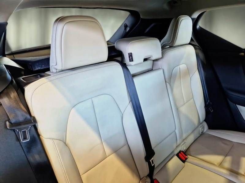 Volvo   T4 129+82 CV Recharge Plug-in Hybrid Inscription