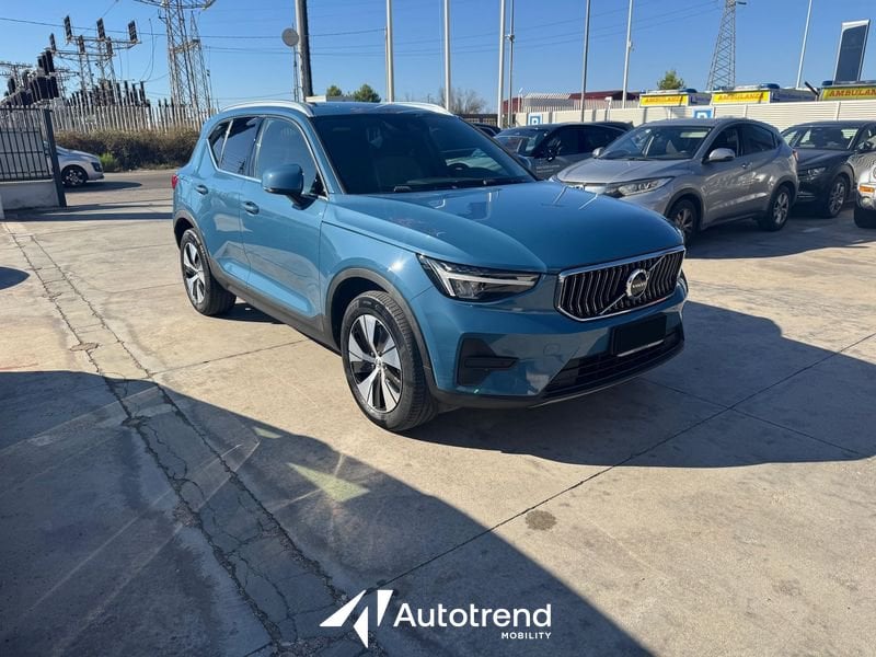 Volvo   T4 Recharge Plug-in Hybrid 129+82 CV Automatico Core in Conto Vendita