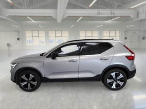 Volvo T5 180+82 CV Plug-In Hybrid Recharge Plus Dark