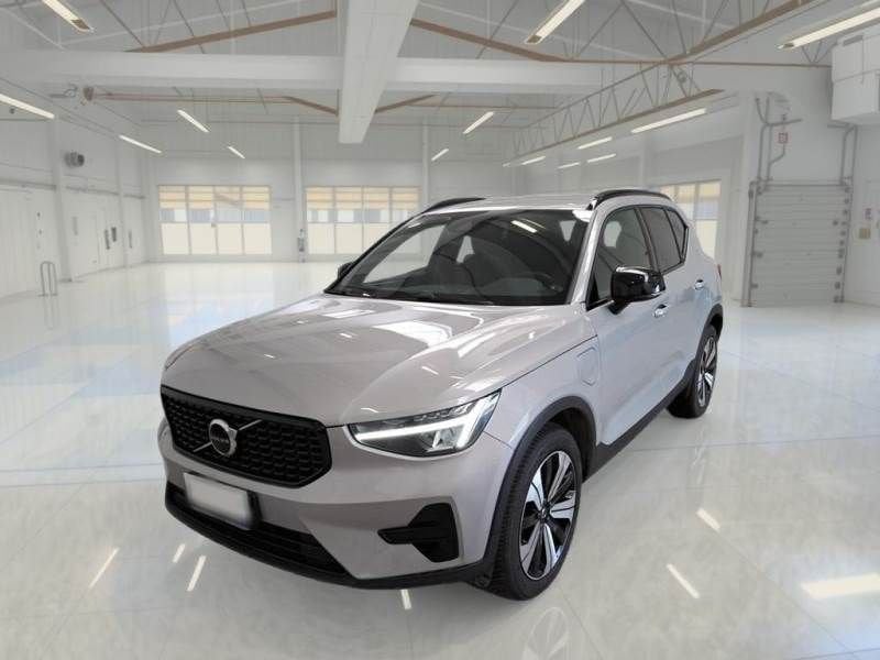 Volvo T5 180+82 CV Plug-In Hybrid Recharge Plus Dark