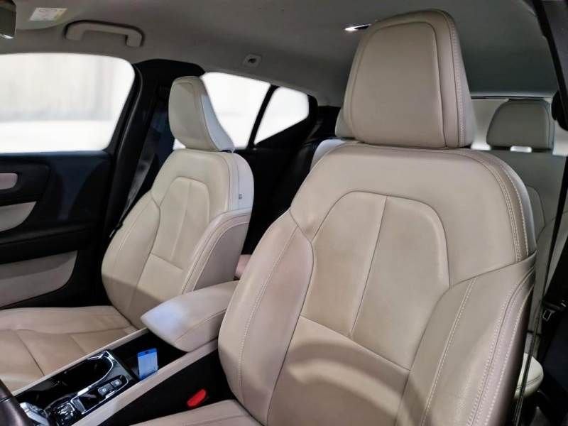 Volvo   T5 180+82 CV Recharge Plug-in Hybrid Inscription