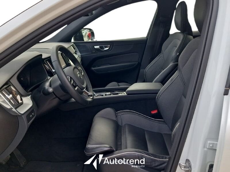 Volvo   T6 Plug-in Hybrid 253+145 CV AWD Automatico Plus Dark