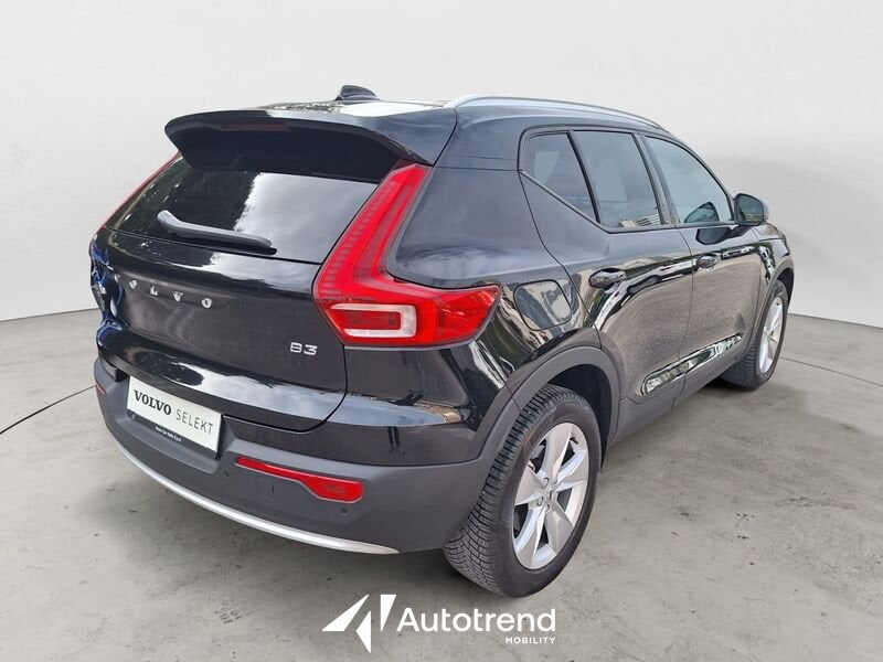 Volvo XC40  B3 163+14 CV Automatico LED Core