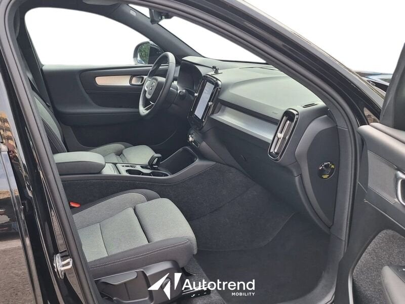 Volvo XC40  B3 163+14 CV Automatico LED Core