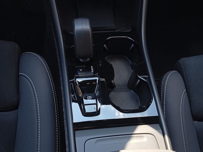 Volvo XC40  B3 163+14 CV Automatico TETTO LED Ultra Black Edition