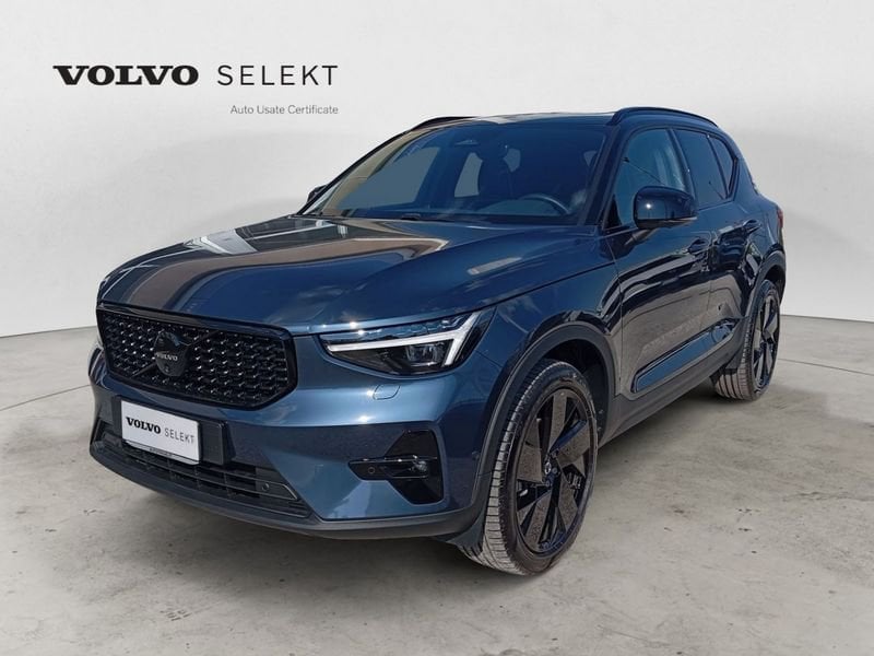 Volvo XC40  B3 163+14 CV Automatico TETTO LED Ultra Black Edition