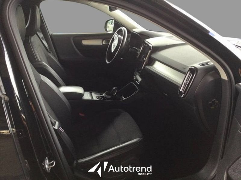 Volvo XC40  D3 150 CV AWD Automatica NAVI LED Business Plus