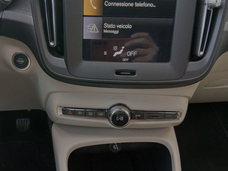 Volvo XC40  D3 150 CV NAVI LED Business