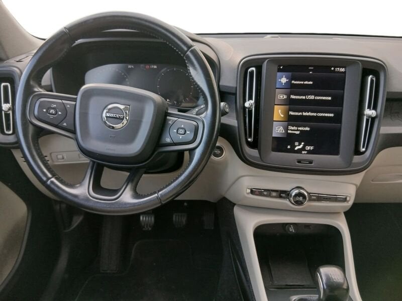 Volvo XC40  D3 150 CV NAVI LED Business