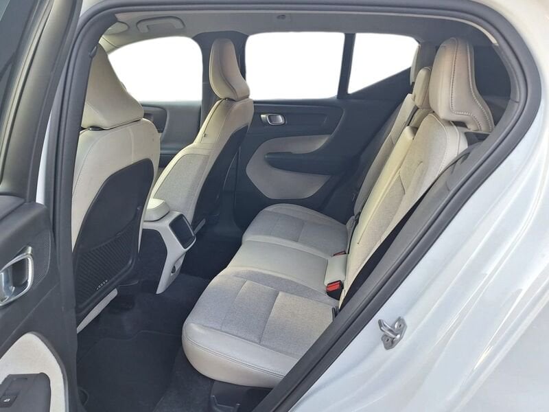 Volvo XC40  D3 150 CV NAVI LED Business