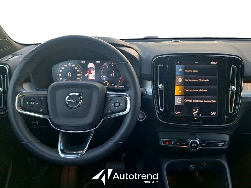Volvo XC40  T2 129 CV Automatica NAVI LED Core