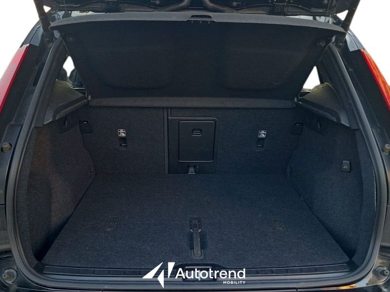 Volvo XC40  T2 129 CV Automatica NAVI LED Core
