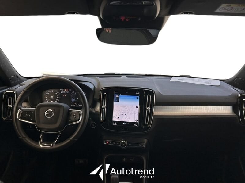 Volvo XC40  T2 129 CV Automatica NAVI LED Core
