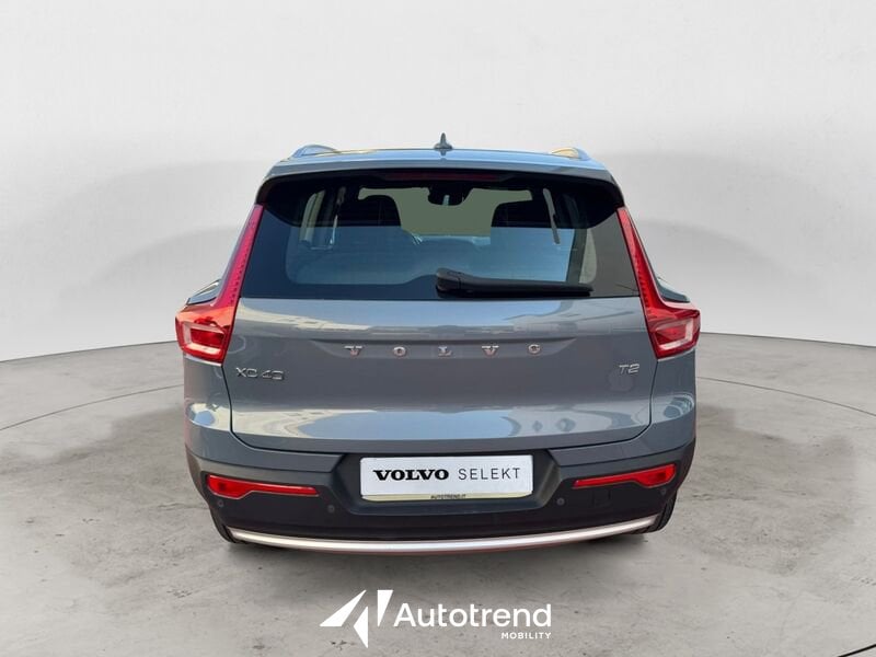 Volvo XC40  T2 129 CV Automatico Core N1 Autocarro