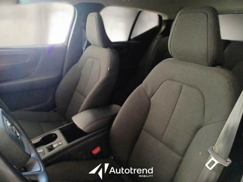 Volvo XC40  T2 129 CV Automatico Core N1 Autocarro