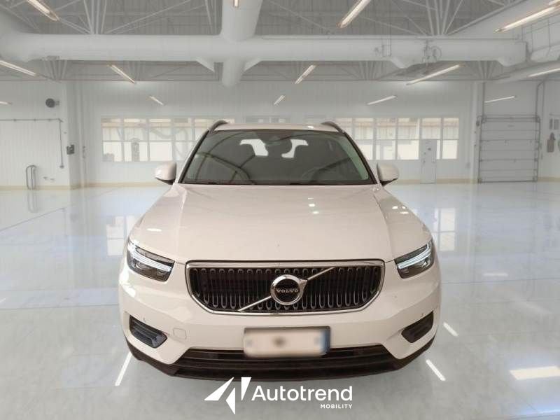Volvo XC40  T2 129 CV Automatico Core N1 Autocarro