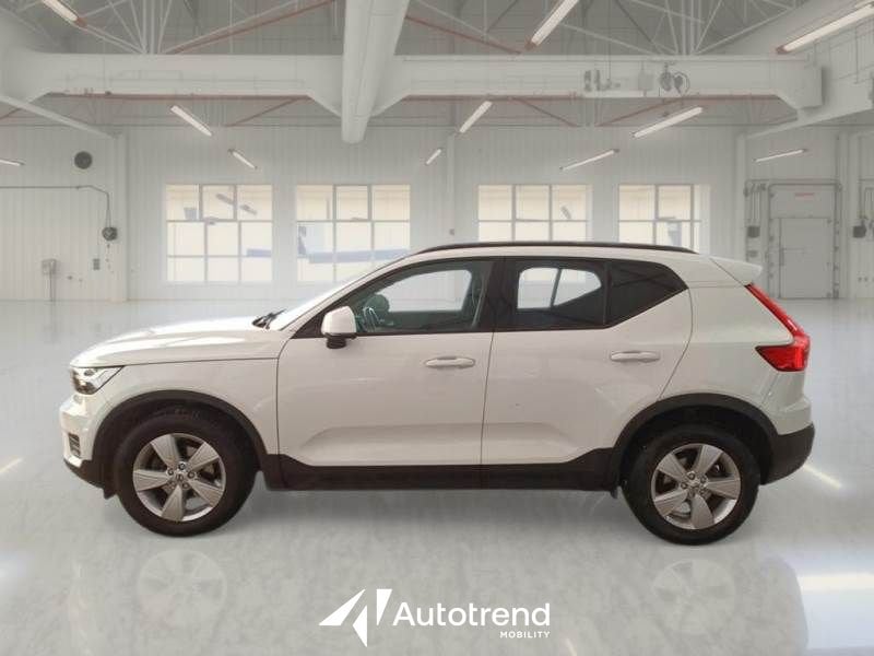 Volvo XC40  T2 129 CV Automatico Core N1 Autocarro