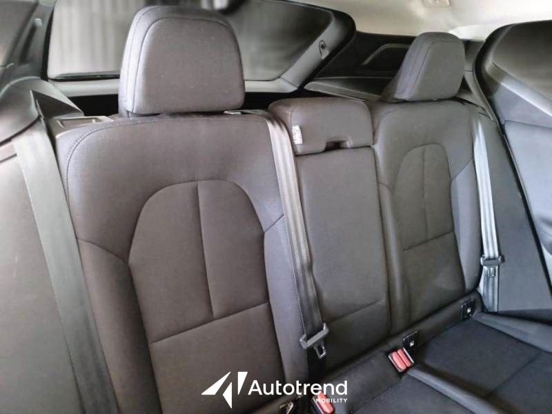 Volvo XC40  T2 129 CV Automatico Core N1 Autocarro