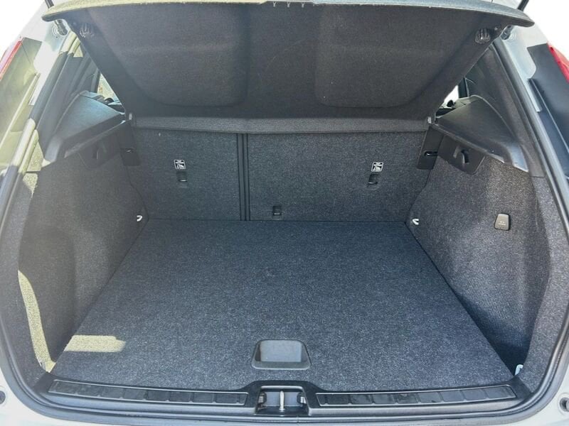 Volvo XC40  T2 129 CV Automatico NAVI LED Business