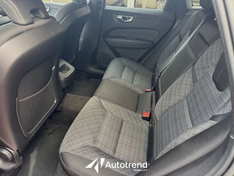 Volvo XC60  B4 197+14 CV Automatico Mild Hybrid Diesel Core