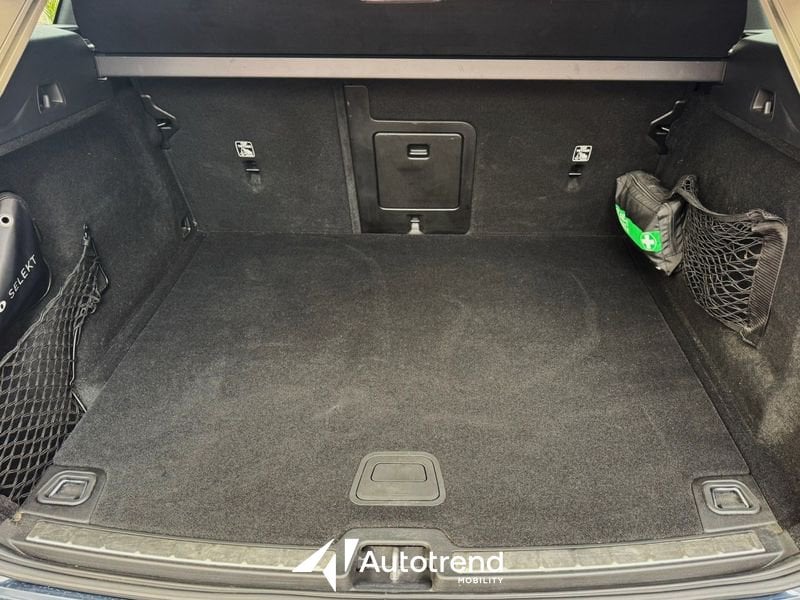 Volvo XC60  B4 197+14 CV Automatico Mild Hybrid Diesel Core