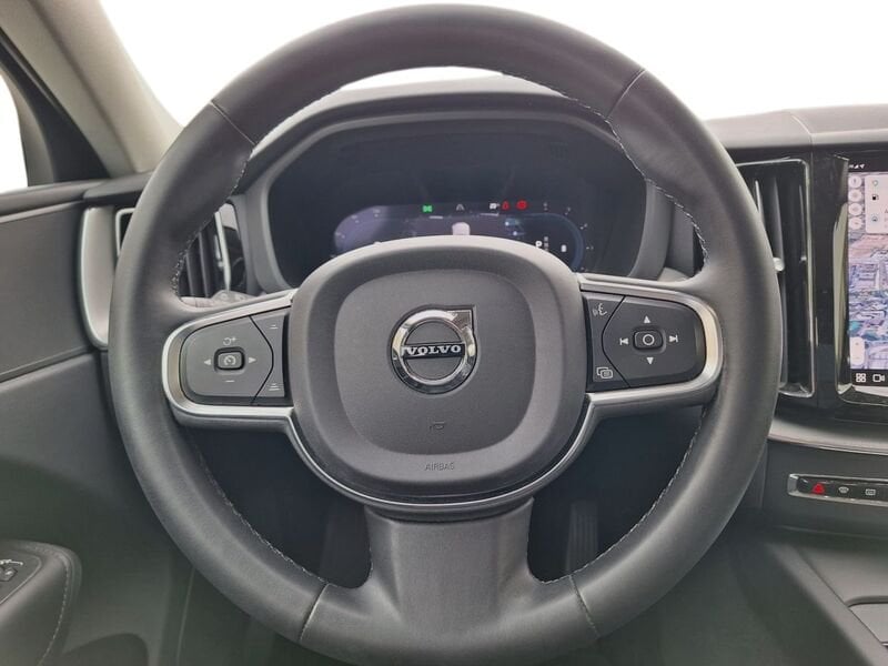 Volvo XC60  B4 197+14 CV AWD Automatico Mild Hybrid Diesel Core