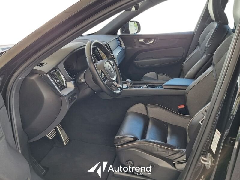 Volvo XC60  B4 197+14 CV AWD Automatico Mild Hybrid Diesel R-Design