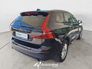Volvo XC60  B4 197+14 CV AWD M-Hybrid Diesel Automatica Momentum