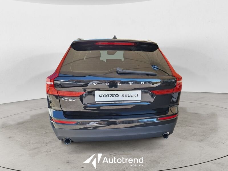 Volvo XC60  B4 197+14 CV AWD M-Hybrid Diesel Automatica Momentum