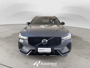 Volvo XC60  B4 197+14 CV AWD Mild Hybrid Automatico Plus Dark N1 Autocarro