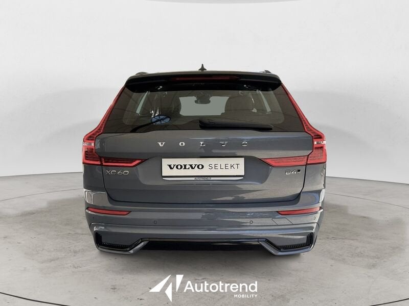 Volvo XC60  B4 197+14 CV AWD Mild Hybrid Automatico Plus Dark N1 Autocarro