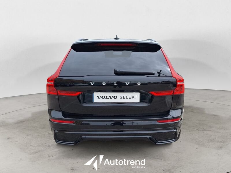Volvo XC60  B4 197+14 CV AWD Mild Hybrid Diesel Automatico Plus Dark N1 Autocarro