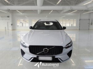 Volvo XC60  B4 197+14 CV Mild Hybrid Diesel Automatico R-Design