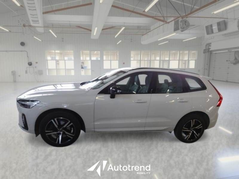 Volvo XC60  B4 197+14 CV Mild Hybrid Diesel Automatico R-Design