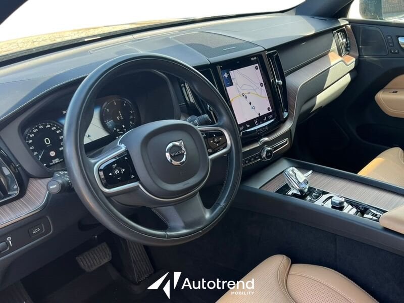 Volvo XC60  B5 235+14 CV AWD Mild Hybrid Diesel Automatico Inscription