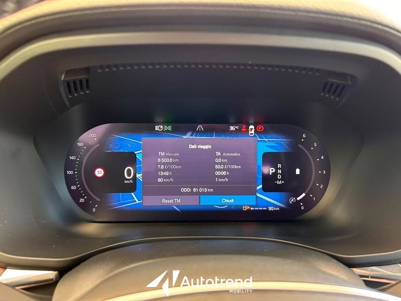 Volvo XC60  B5 235+14 CV AWD Mild-Hybrid Diesel Automatico Ultimate Dark