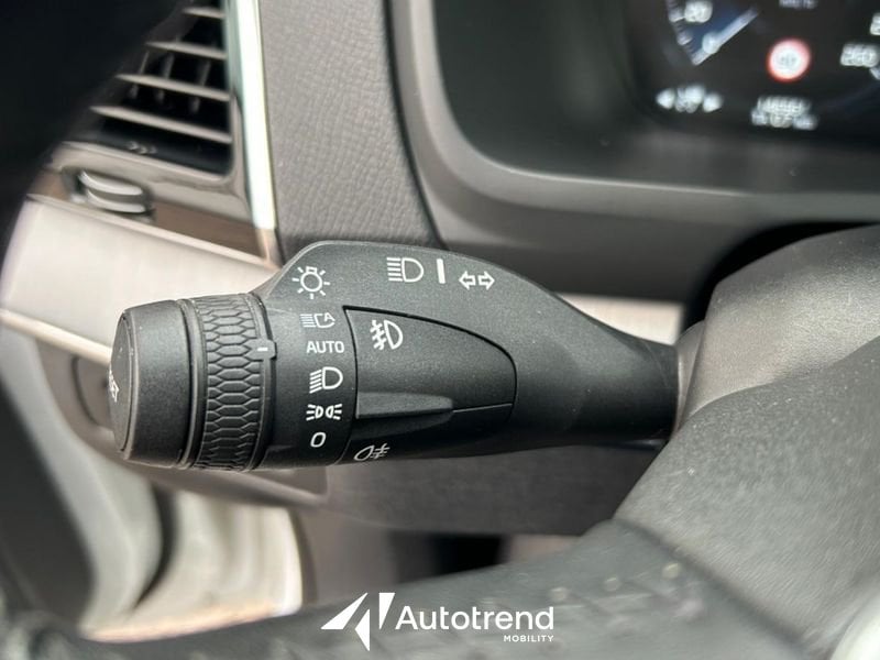 Volvo XC90  B5 235+14 CV AWD Automatica Mild Hybrid 7 Posti Business Plus